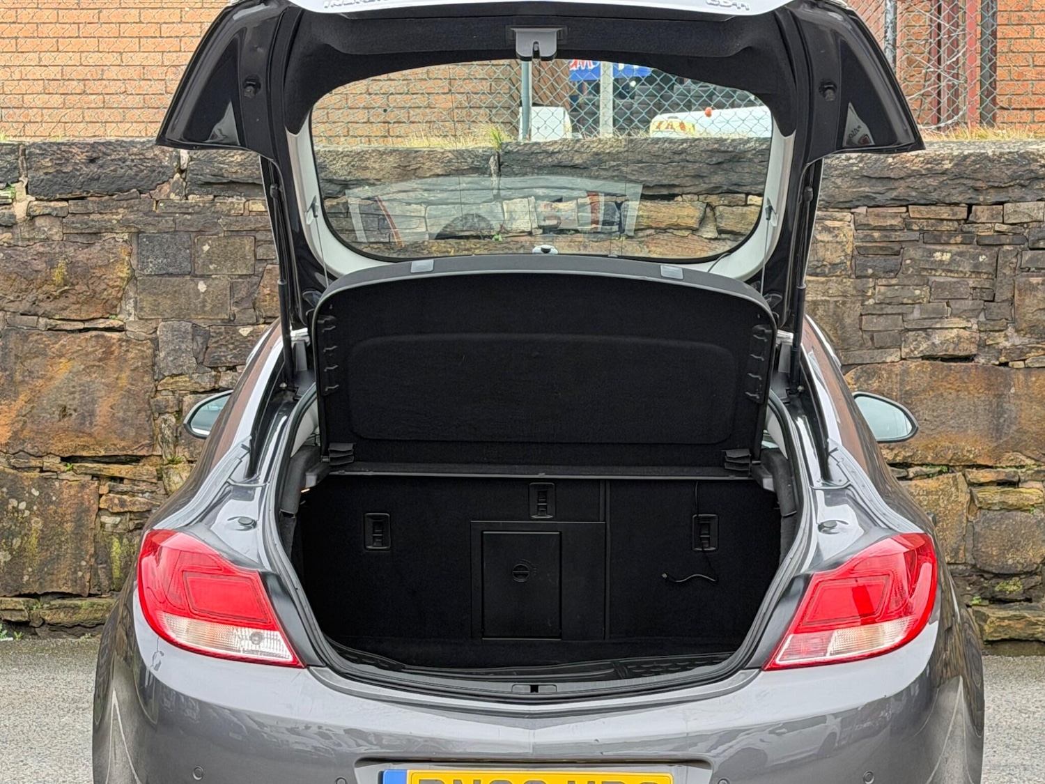 Used Vauxhall Insignia 2010 for sale - 77658162: Photo 19