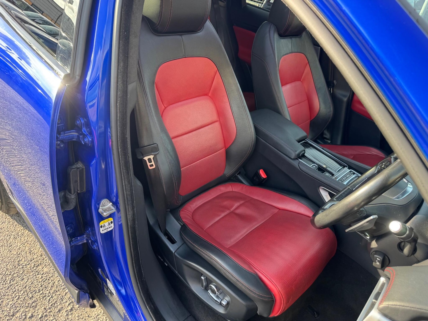 Used Jaguar F-Pace 2019 for sale - 76377373: Photo 18