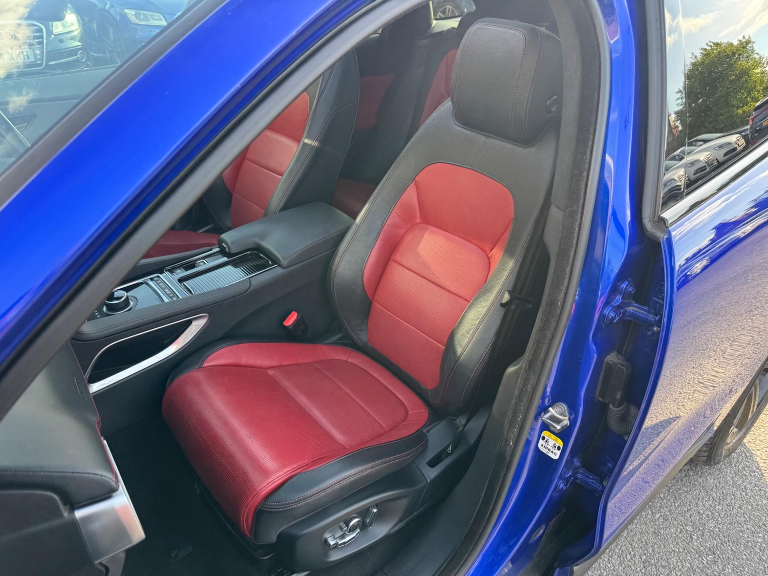 Used Jaguar F-Pace 2019 for sale - 76377373: Photo 19