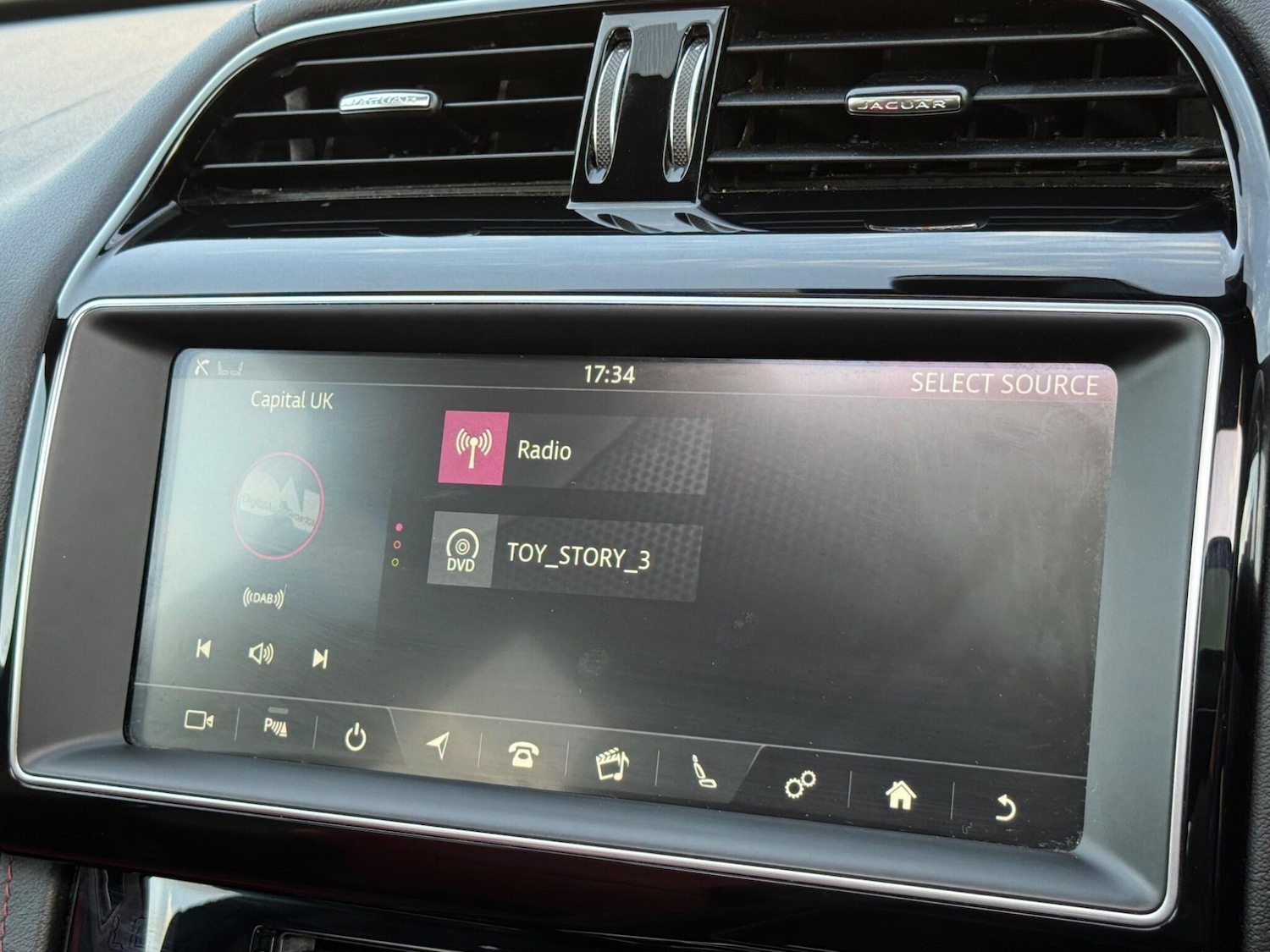 Used Jaguar F-Pace 2019 for sale - 76377373: Photo 35