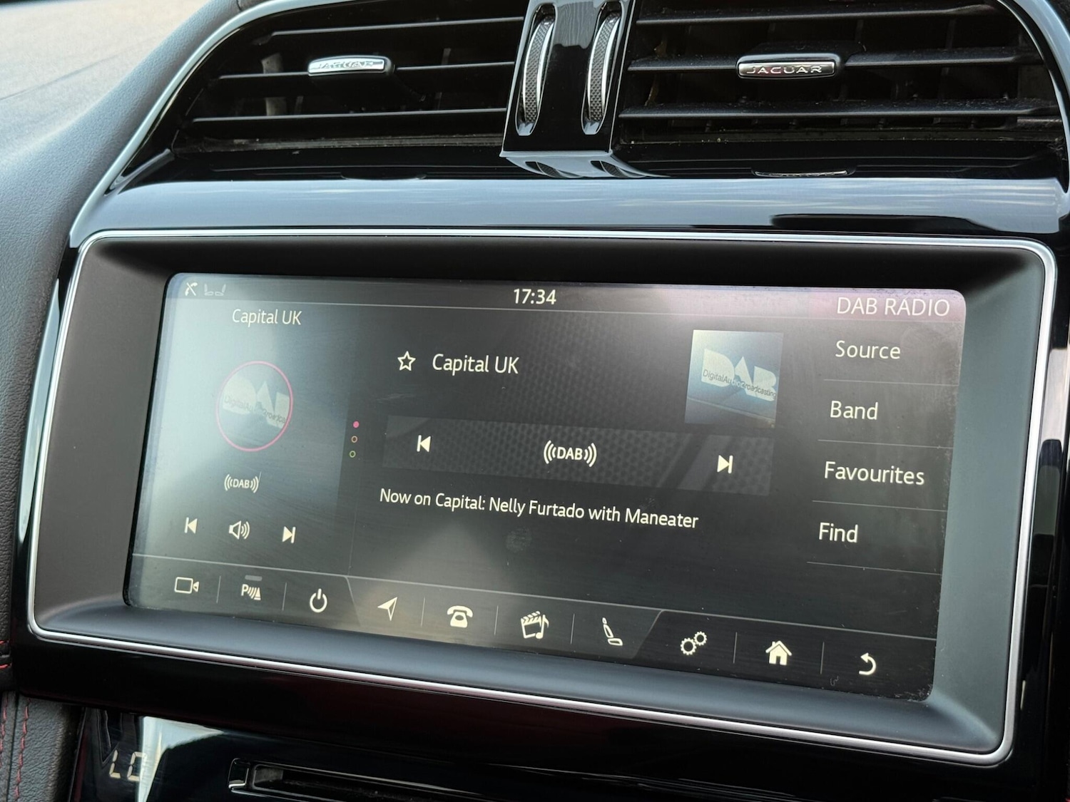 Used Jaguar F-Pace 2019 for sale - 76377373: Photo 37
