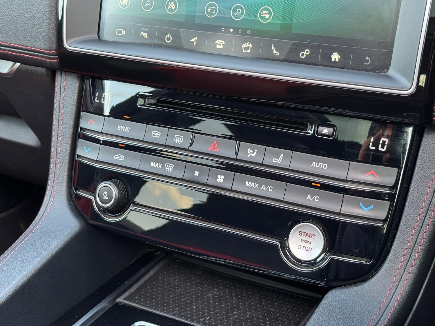Used Jaguar F-Pace 2019 for sale - 76377373: Photo 41