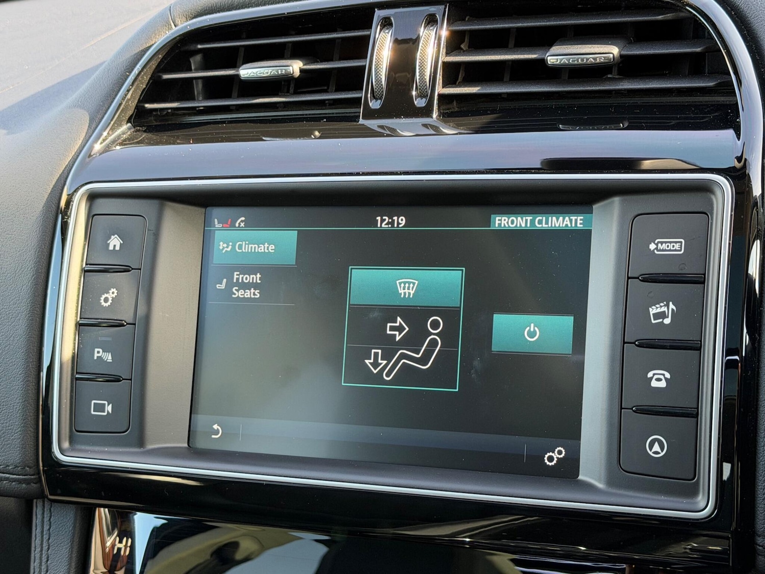 Used Jaguar F-Pace 2017 for sale - 77550568: Photo 36