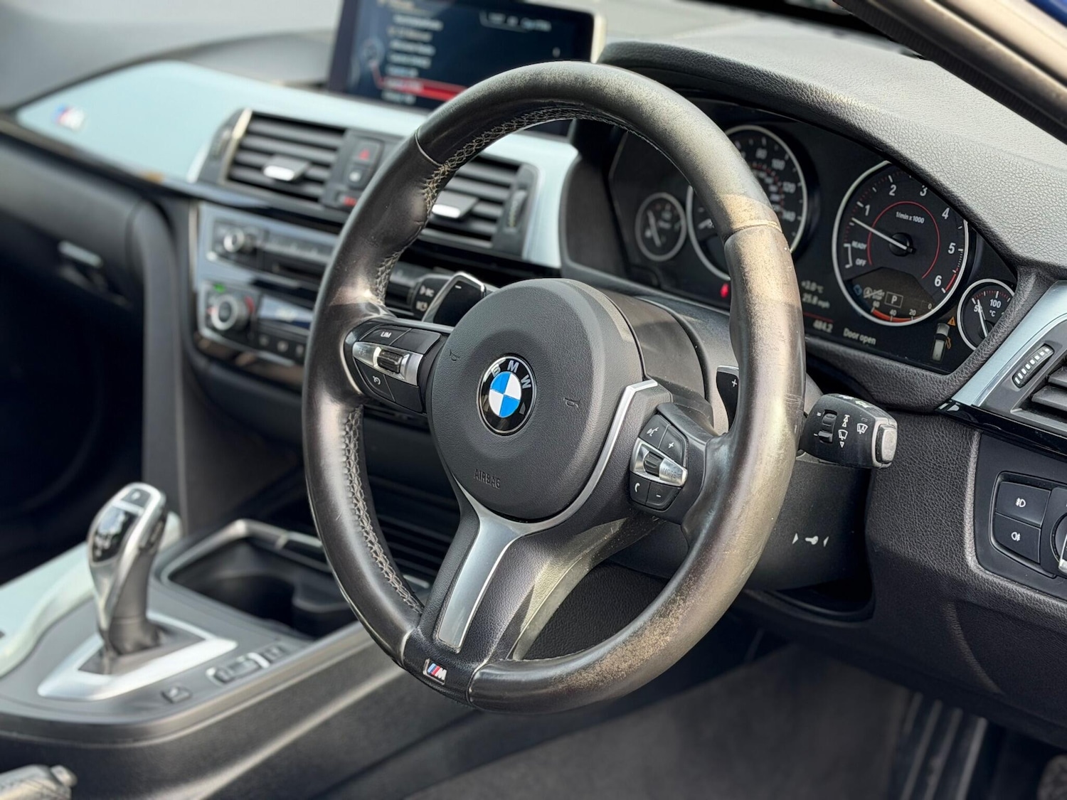 Used BMW 3 Series 2015 for sale - 76592378: Photo 13