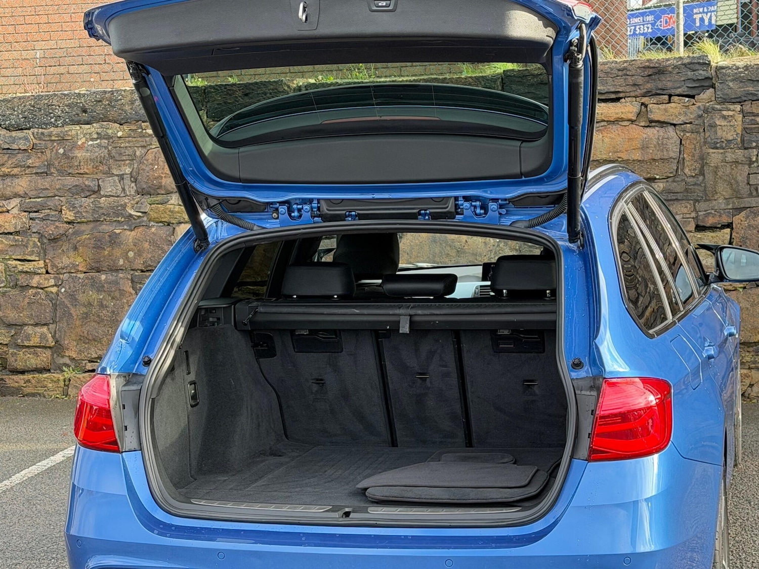 Used BMW 3 Series 2015 for sale - 76592378: Photo 20