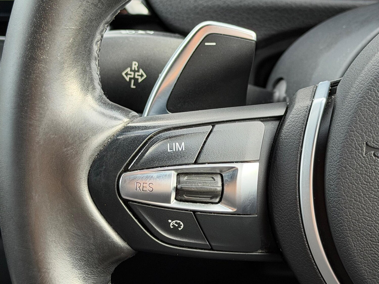 Used BMW 3 Series 2015 for sale - 76592378: Photo 27