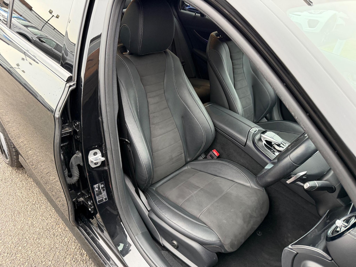 Used Mercedes-Benz E Class 2020 for sale - 77203933: Photo 16