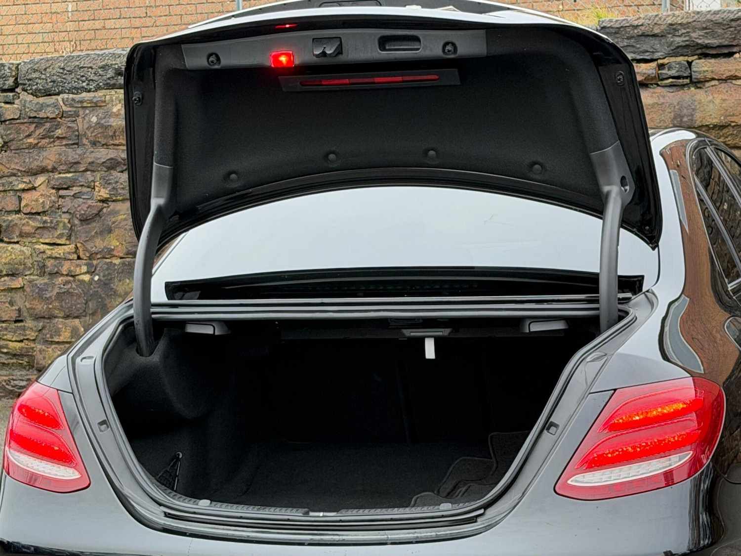 Used Mercedes-Benz E Class 2020 for sale - 77203933: Photo 19