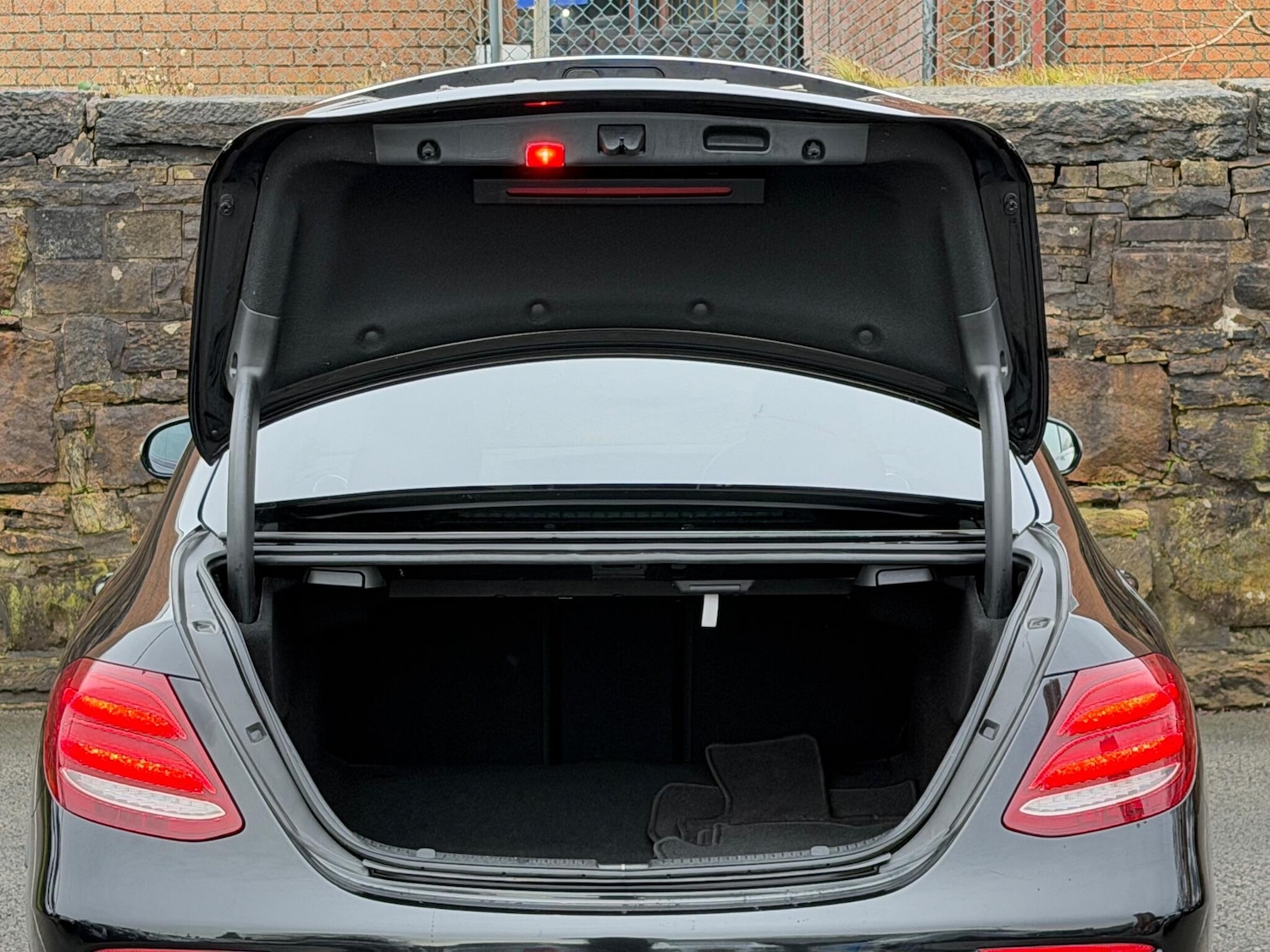 Used Mercedes-Benz E Class 2020 for sale - 77203933: Photo 20