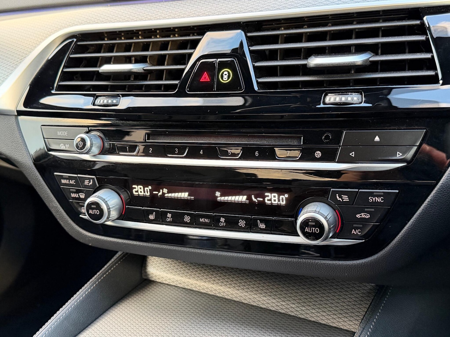 Used BMW 5 Series 2018 for sale - 76645145: Photo 39