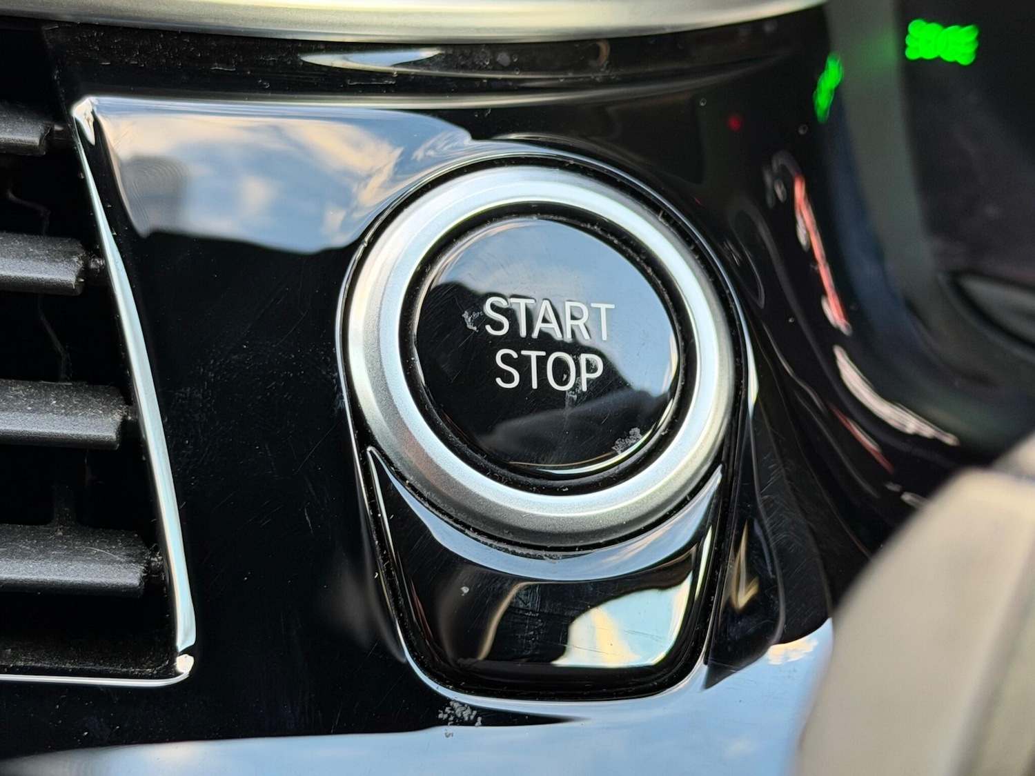 Used BMW 5 Series 2018 for sale - 76645145: Photo 51