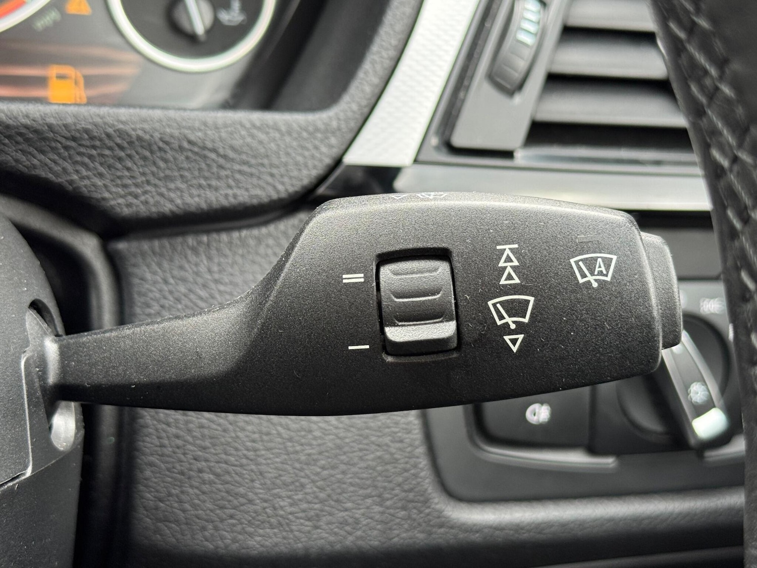 Used BMW 3 Series 2013 for sale - 76988872: Photo 60