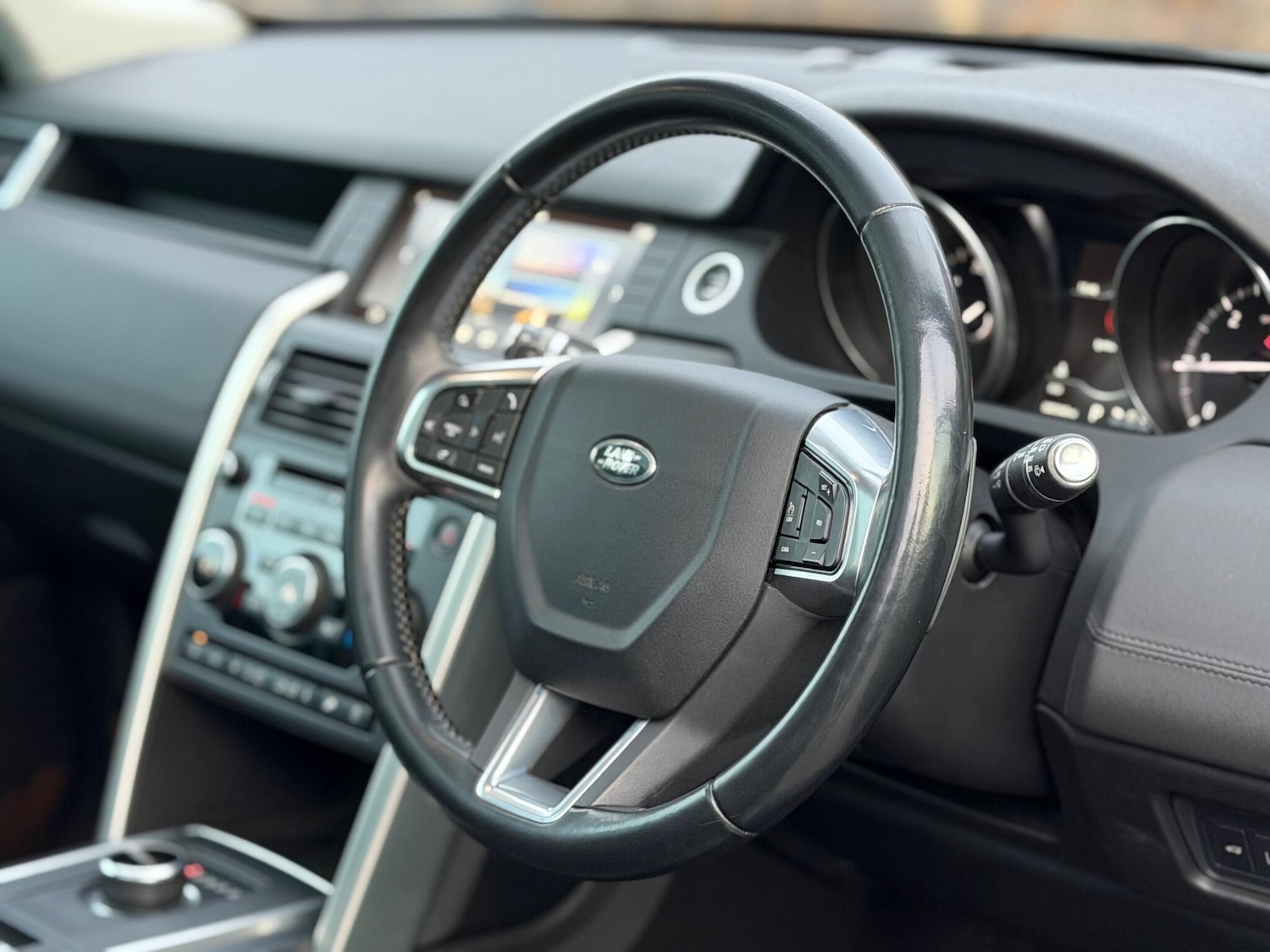 Used Land Rover Discovery Sport 2017 for sale - 77238266: Photo 13