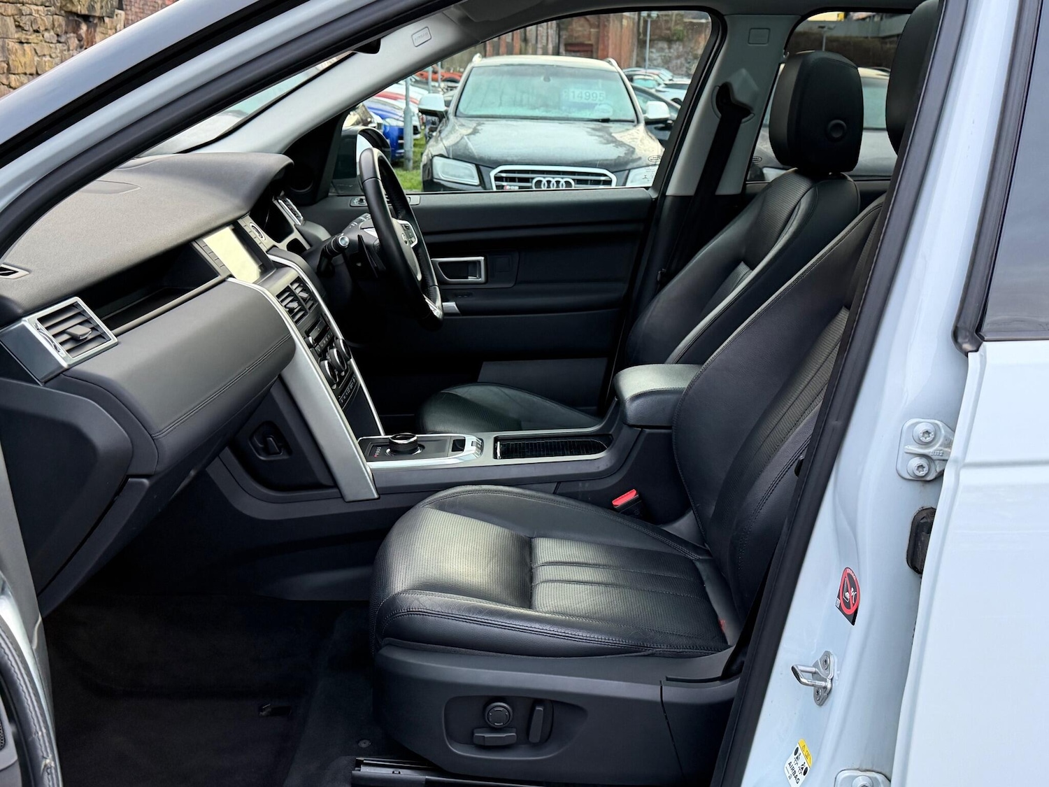 Used Land Rover Discovery Sport 2017 for sale - 77238266: Photo 16