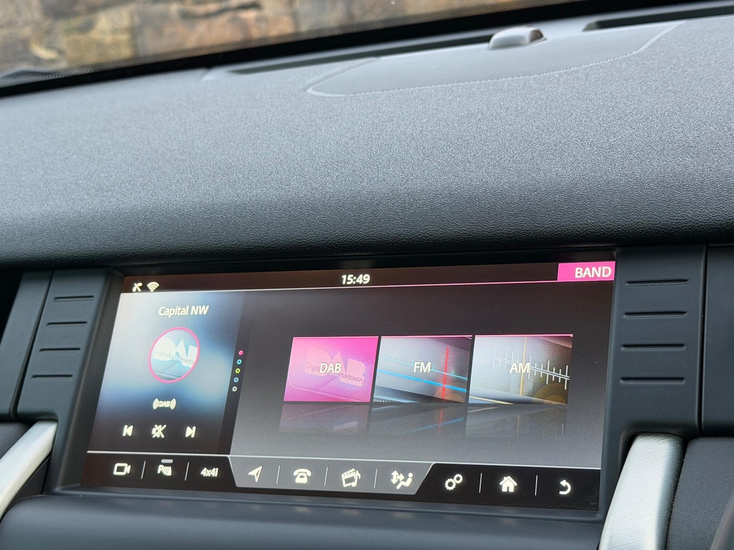 Used Land Rover Discovery Sport 2017 for sale - 77238266: Photo 31