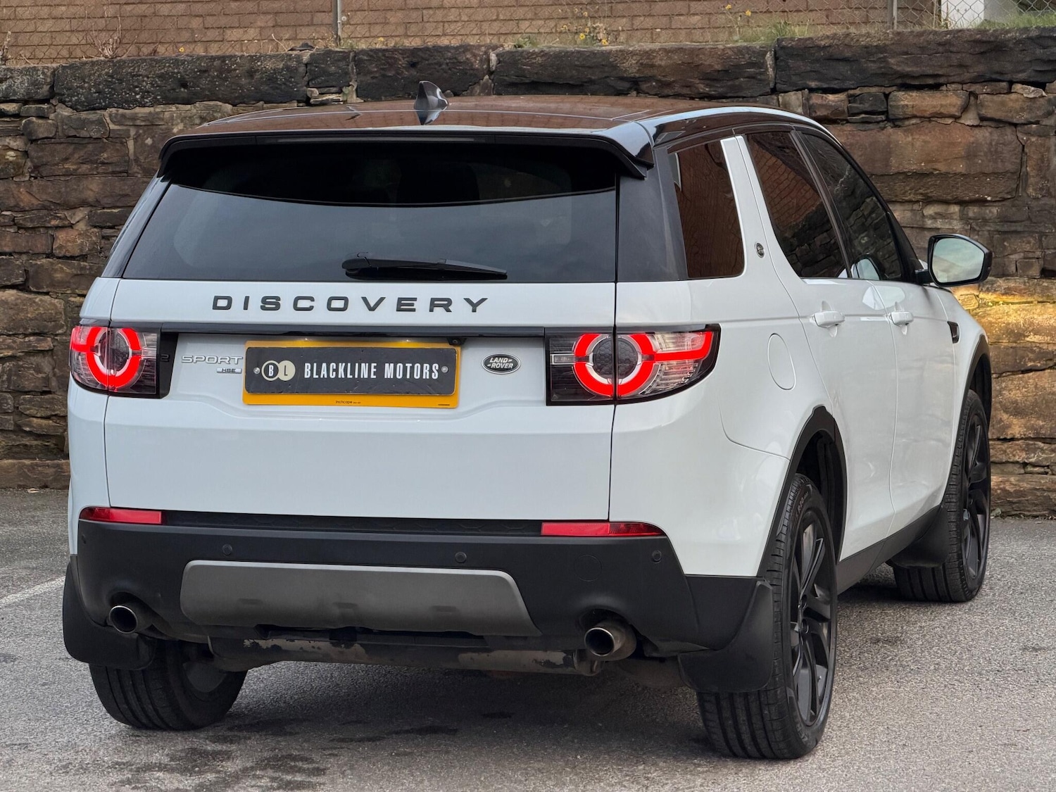 Used Land Rover Discovery Sport 2017 for sale - 77238266: Photo 7