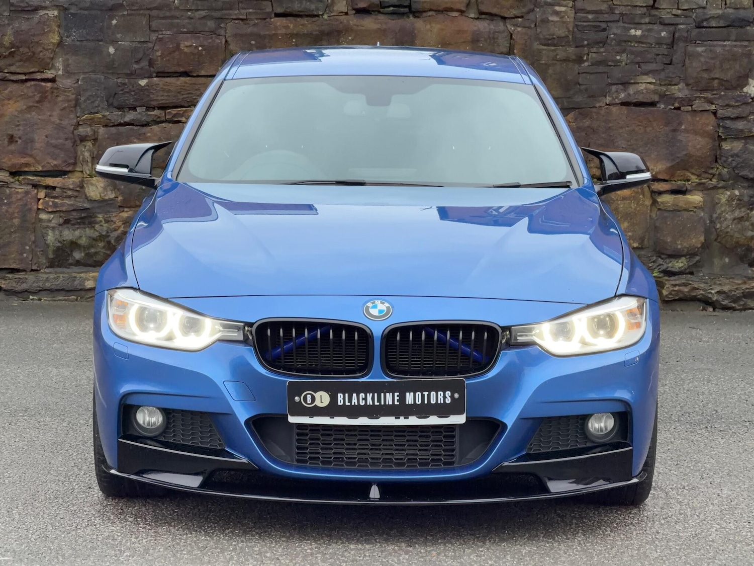 Used BMW 3 Series 2013 for sale - 76898691: Photo 2