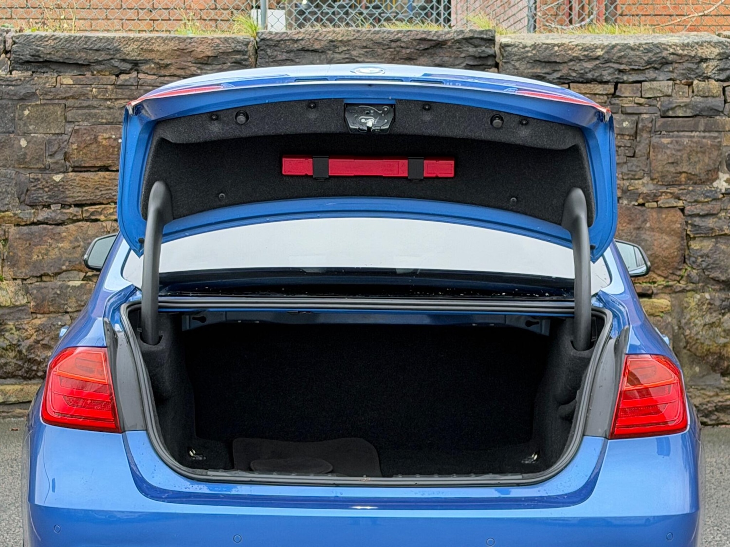 Used BMW 3 Series 2013 for sale - 76898691: Photo 21