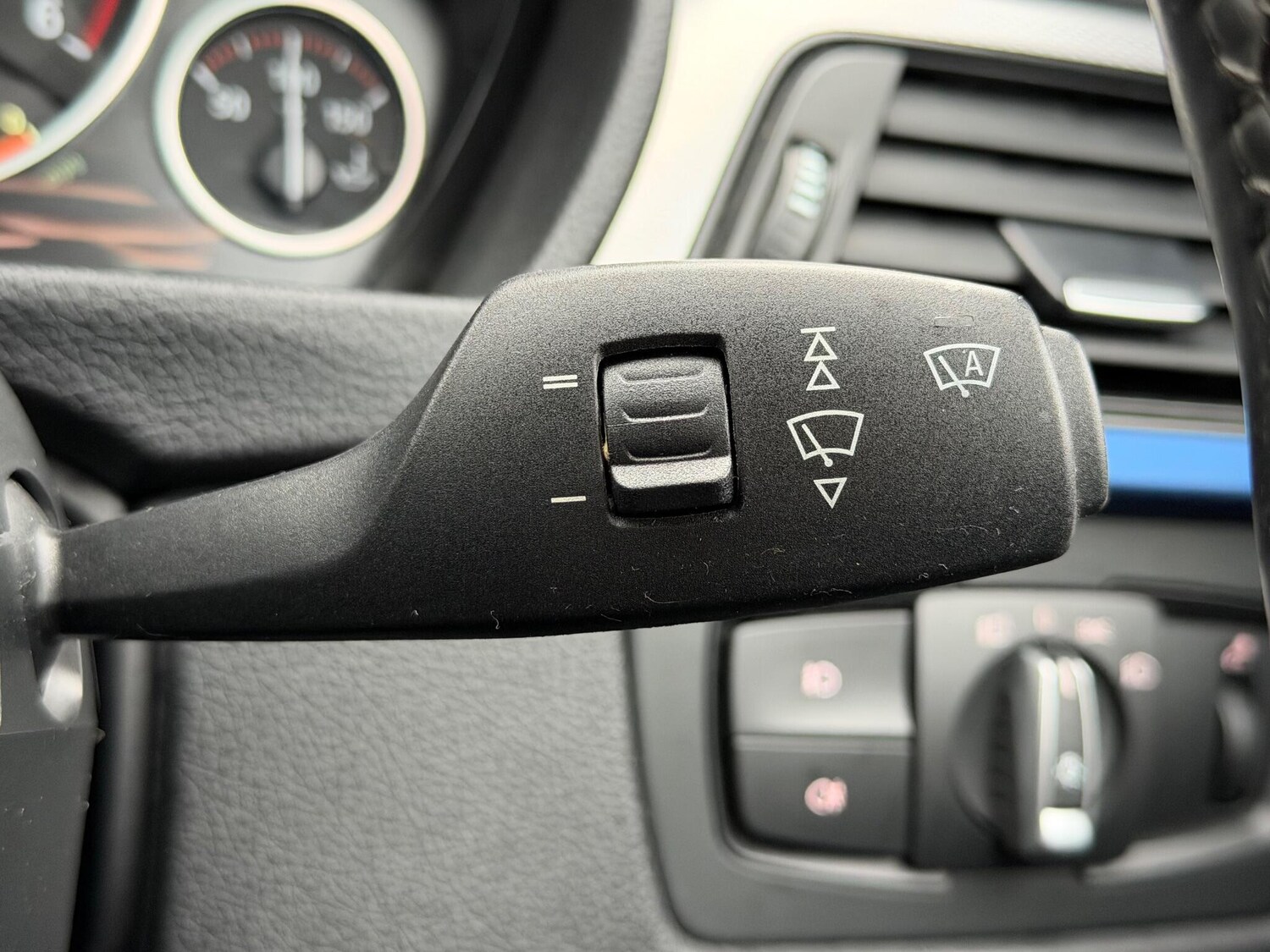 Used BMW 3 Series 2013 for sale - 76898691: Photo 54