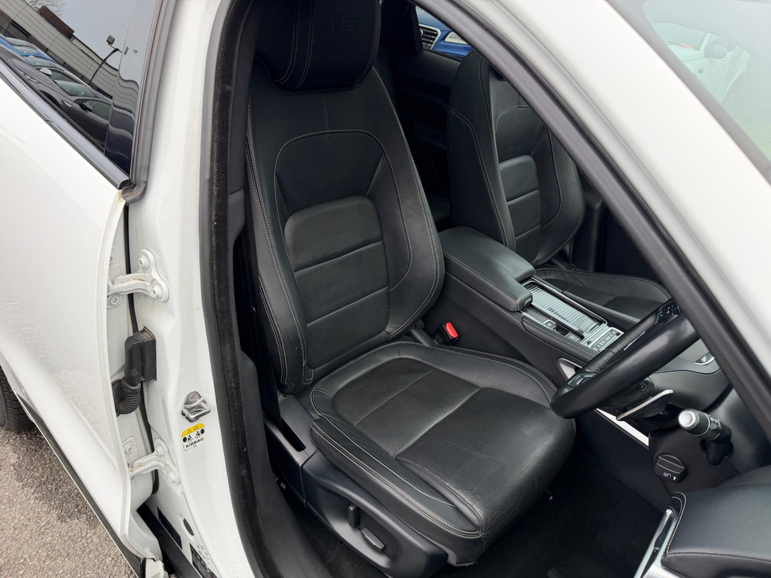 Used Jaguar F-Pace 2017 for sale - 77267262: Photo 17