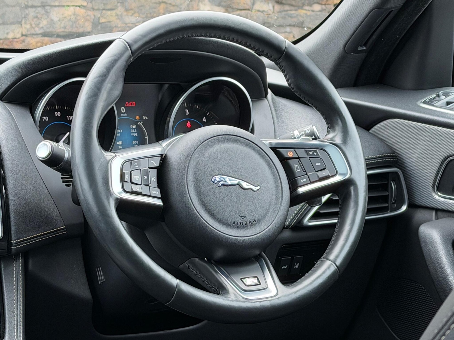 Used Jaguar F-Pace 2017 for sale - 77267262: Photo 26