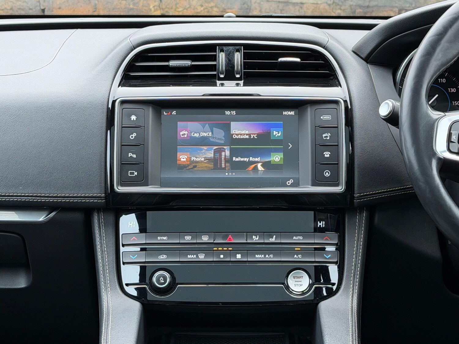 Used Jaguar F-Pace 2017 for sale - 77267262: Photo 29