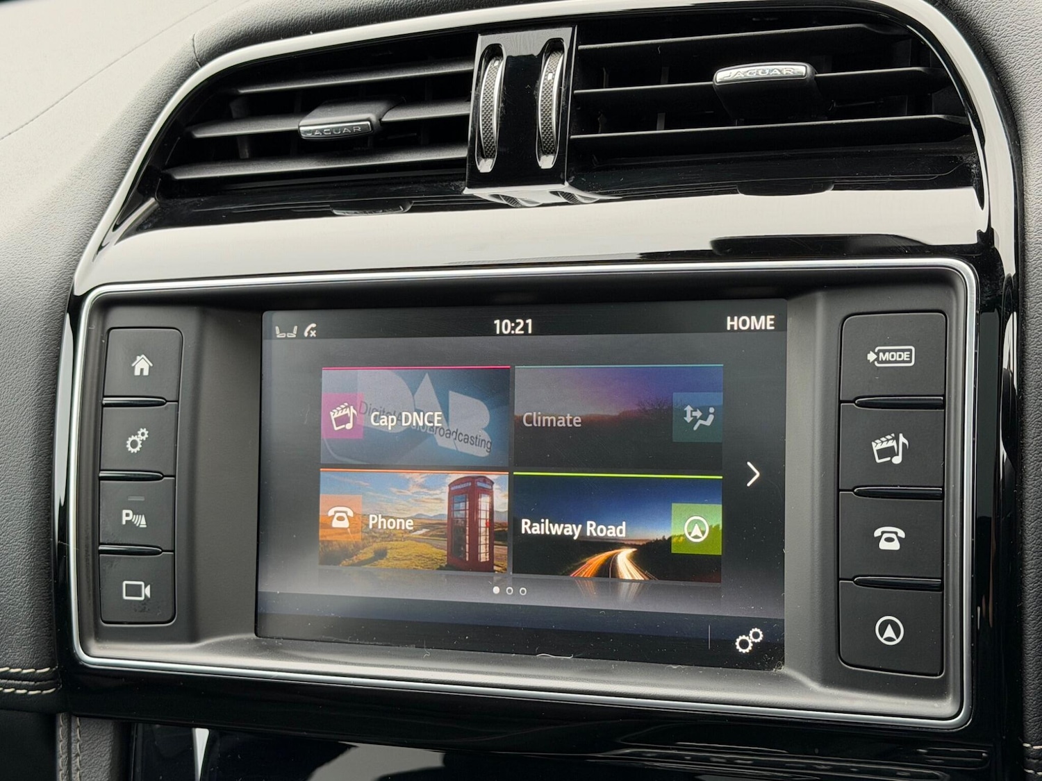 Used Jaguar F-Pace 2017 for sale - 77267262: Photo 31