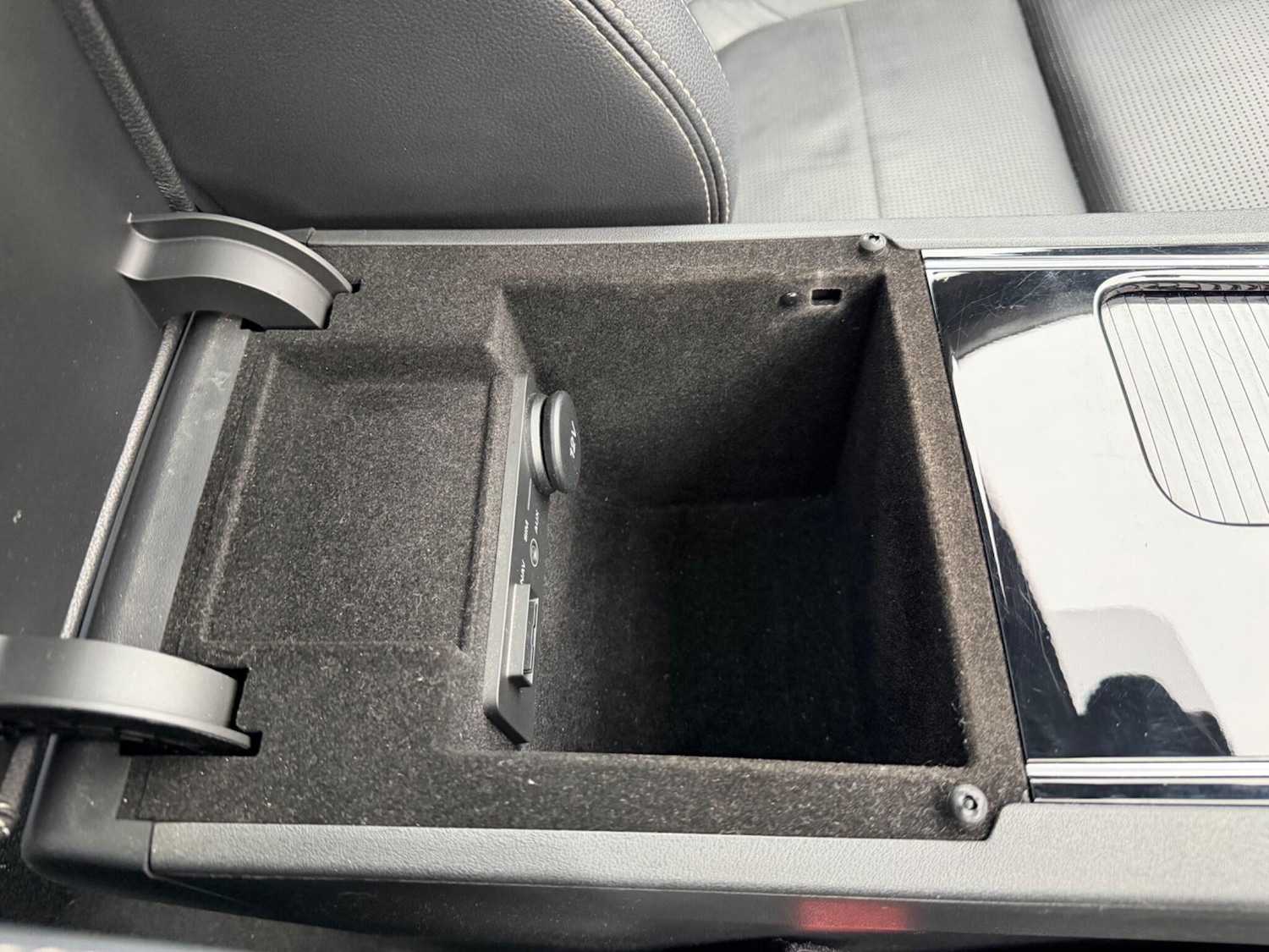 Used Jaguar F-Pace 2017 for sale - 77267262: Photo 44