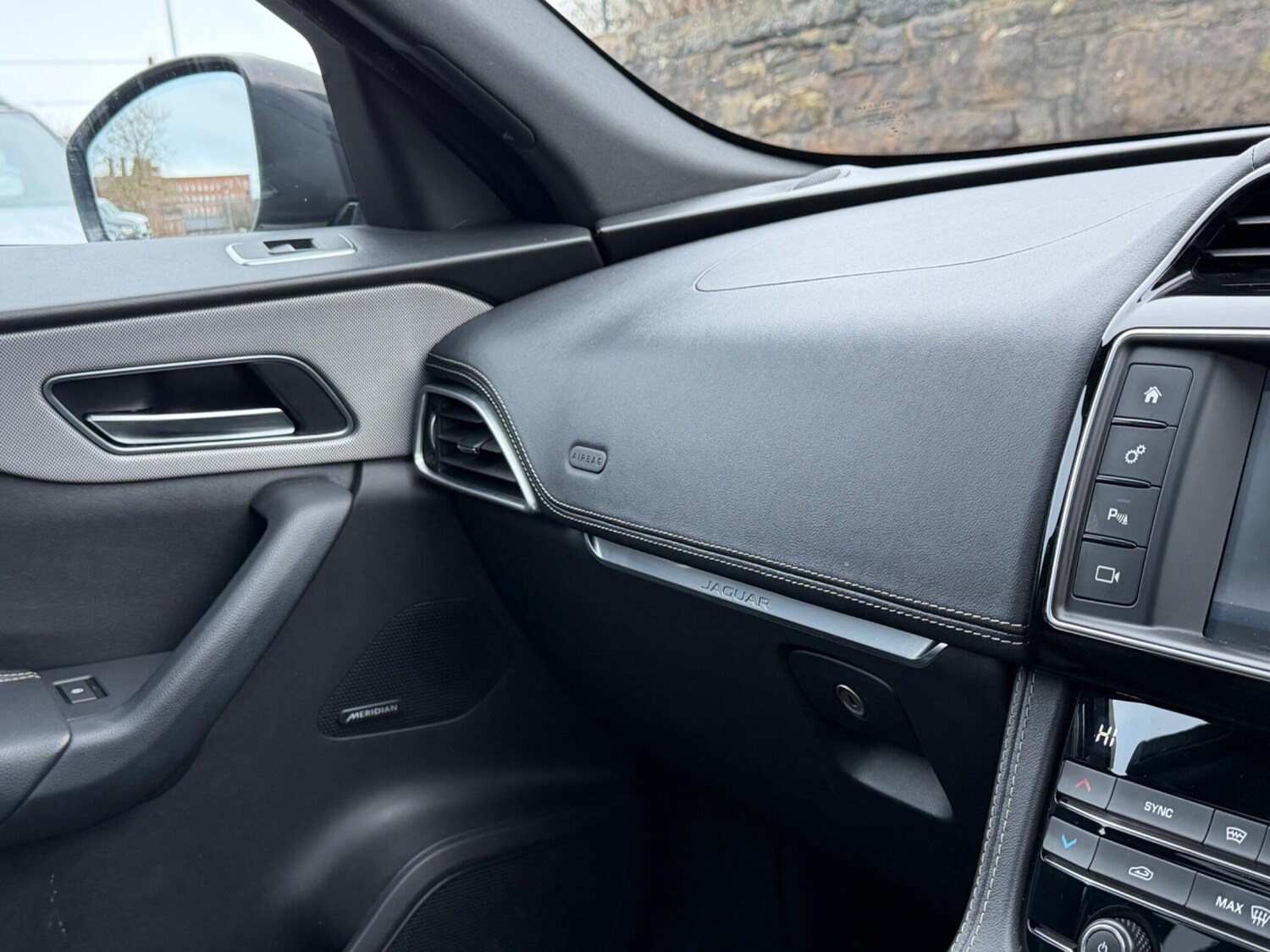 Used Jaguar F-Pace 2017 for sale - 77267262: Photo 54