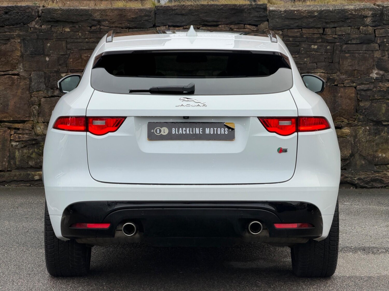 Used Jaguar F-Pace 2017 for sale - 77267262: Photo 6