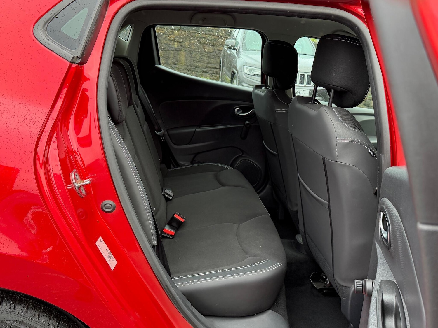 Used Renault Clio 2017 for sale - 76990594: Photo 18