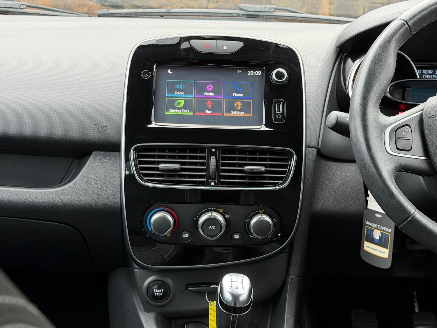 Used Renault Clio 2017 for sale - 76990594: Photo 25