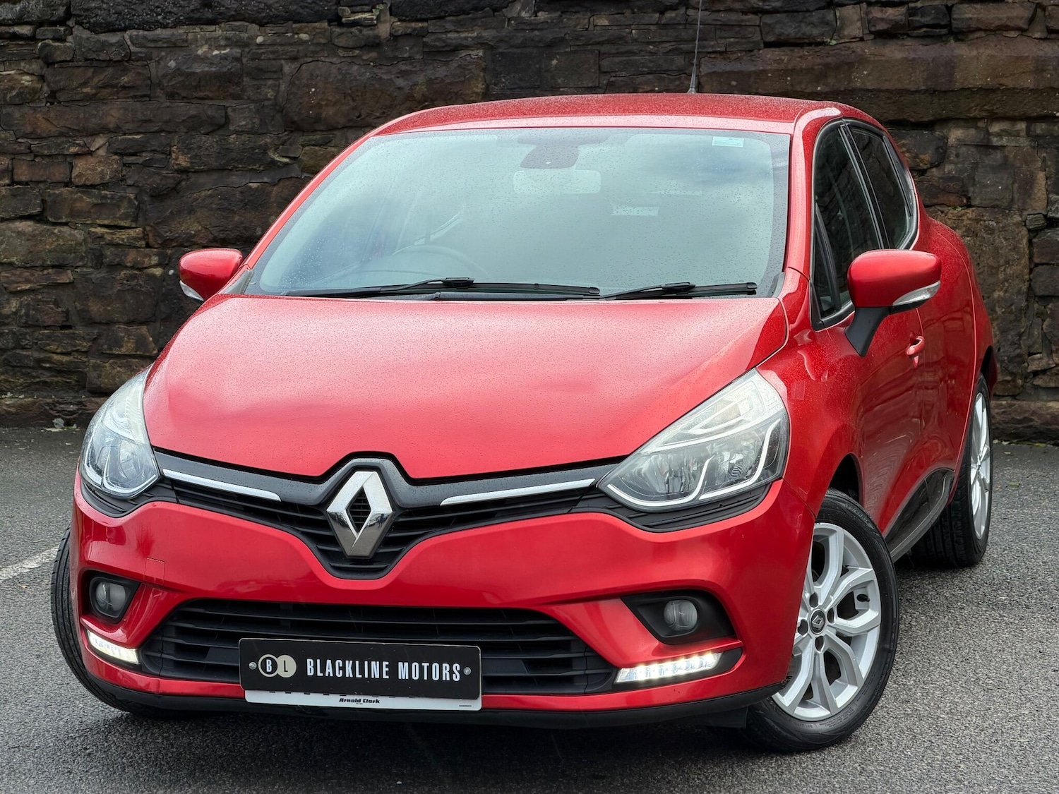 Used Renault Clio 2017 for sale - 76990594: Photo 3