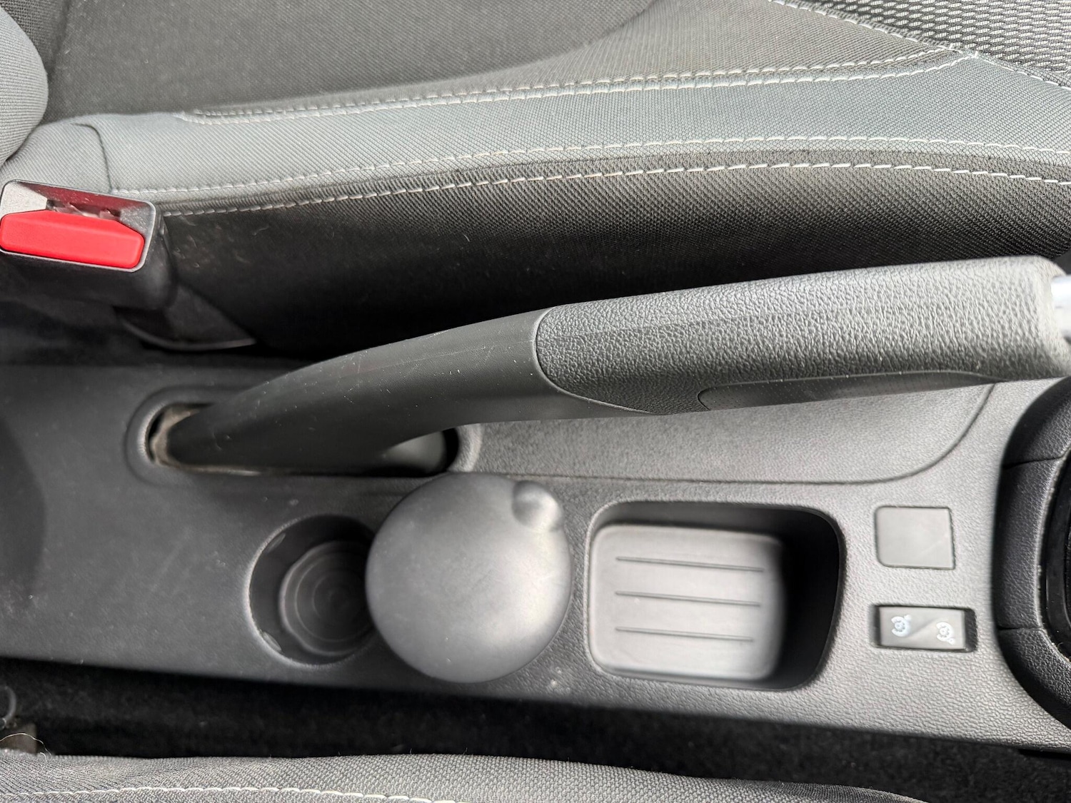 Used Renault Clio 2017 for sale - 76990594: Photo 36