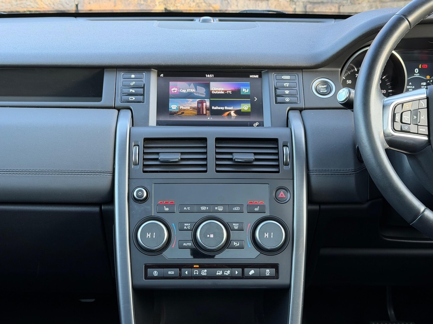 Used Land Rover Discovery Sport 2019 for sale - 77130735: Photo 14