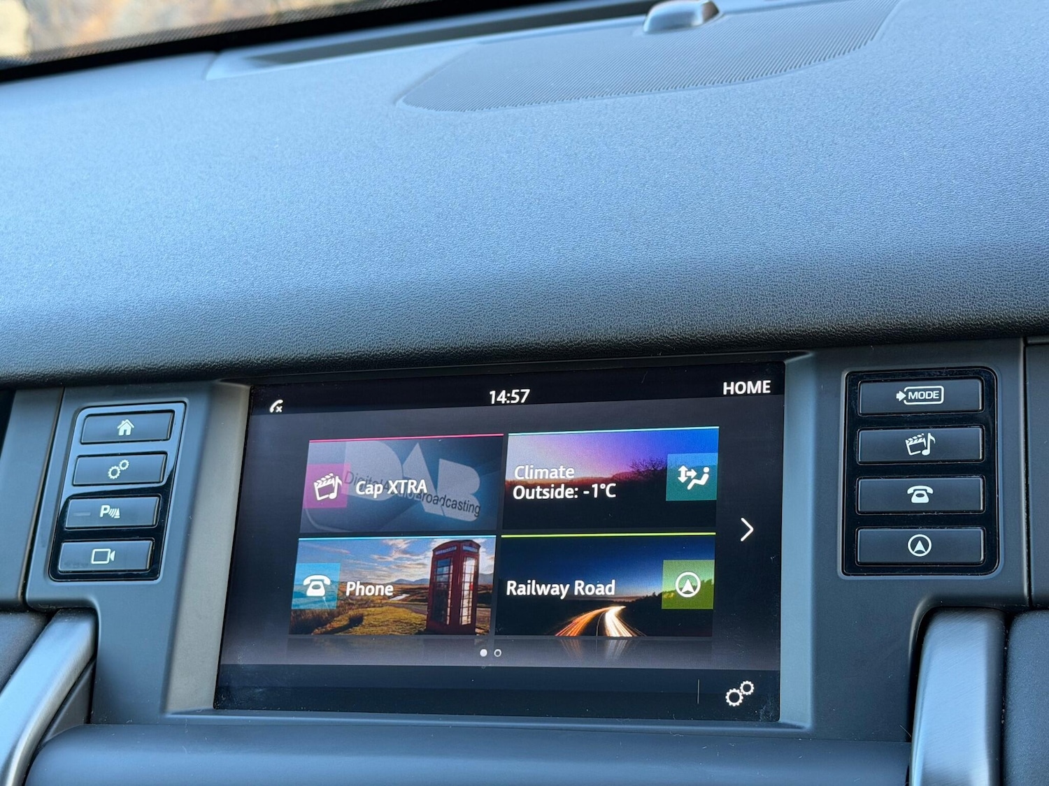 Used Land Rover Discovery Sport 2019 for sale - 77130735: Photo 26