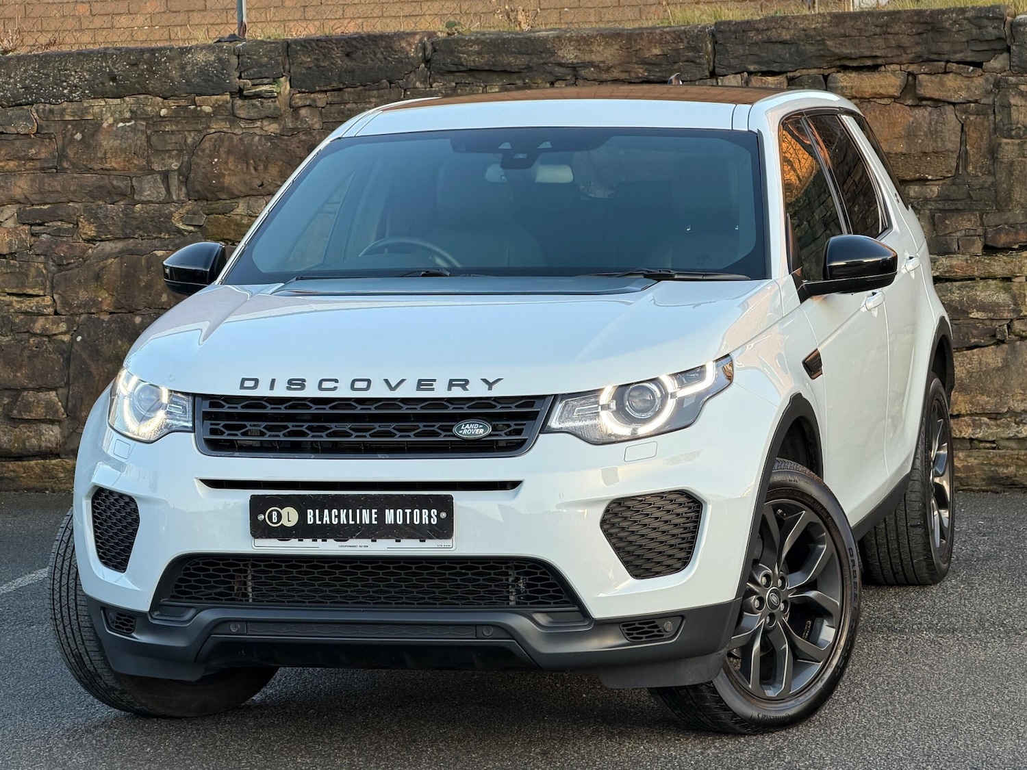 Used Land Rover Discovery Sport 2019 for sale - 77130735: Photo 3