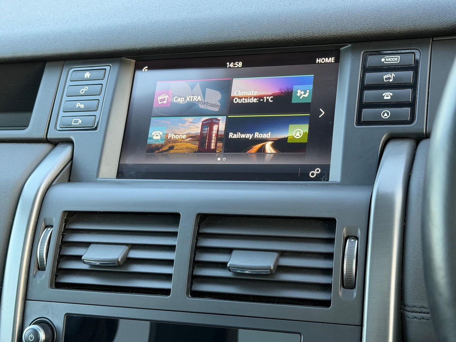 Used Land Rover Discovery Sport 2019 for sale - 77130735: Photo 37