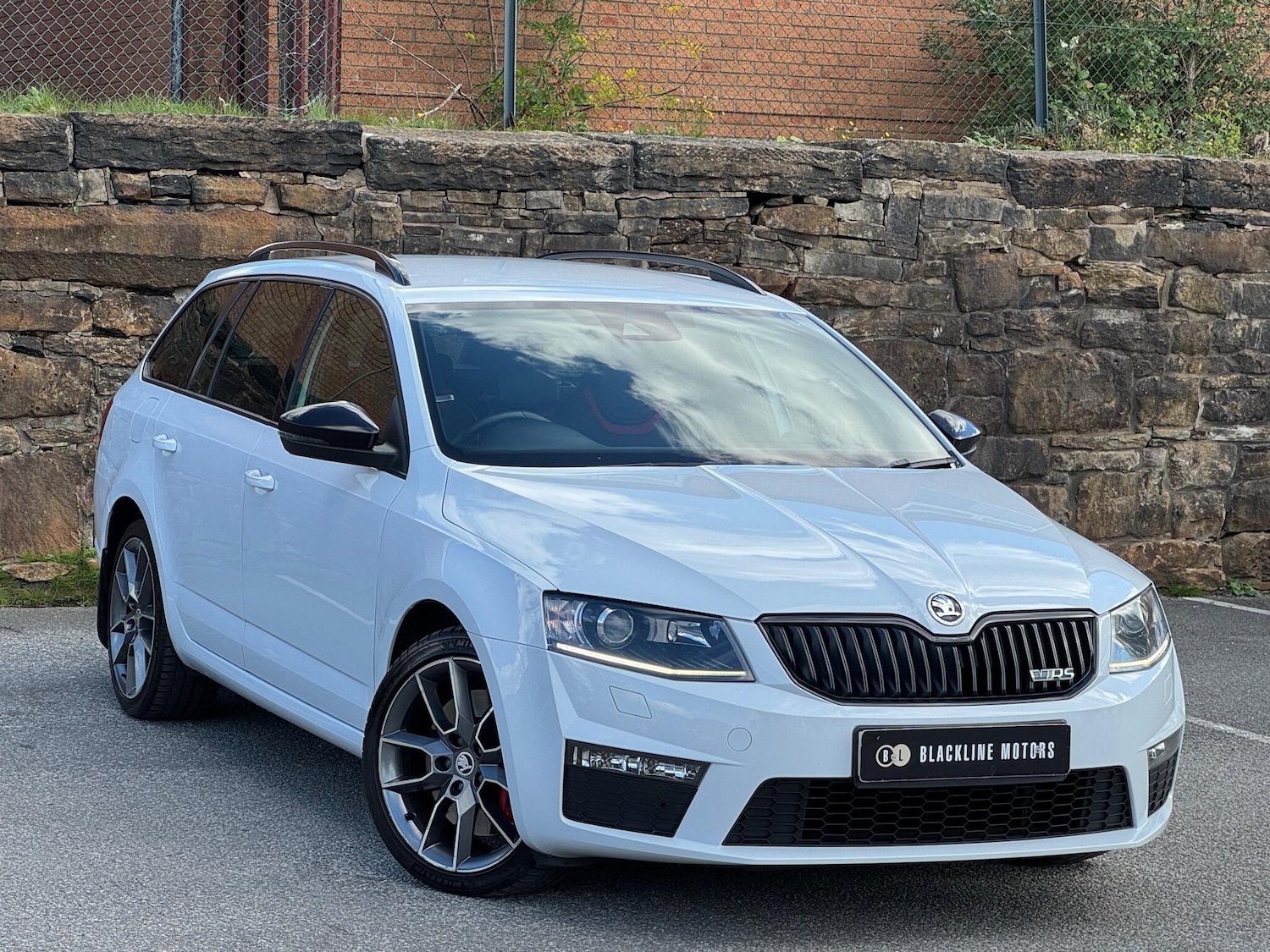 Used Skoda Octavia 2015 for sale - 76161124: Photo 1