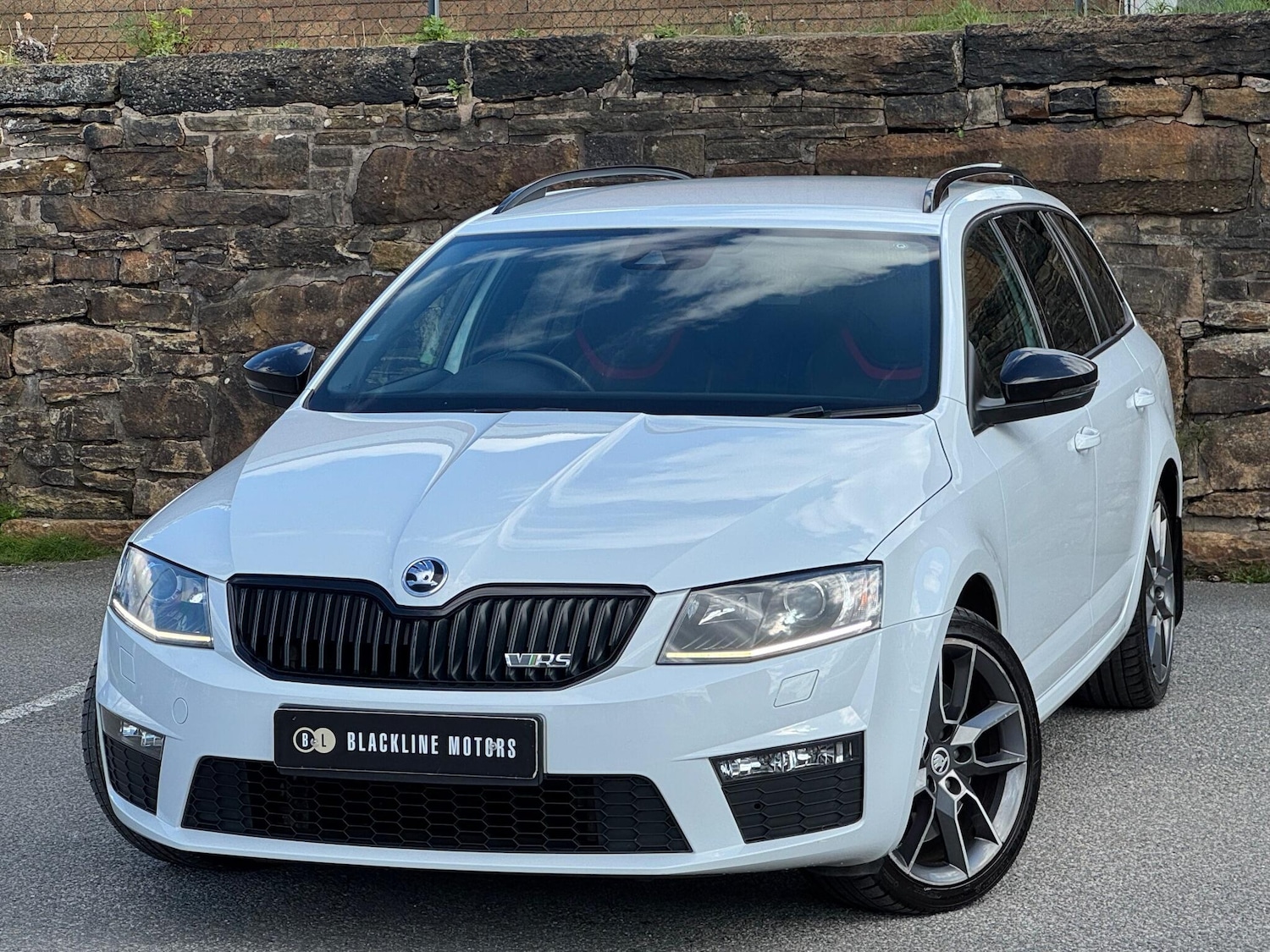 Used Skoda Octavia 2015 for sale - 76161124: Photo 3