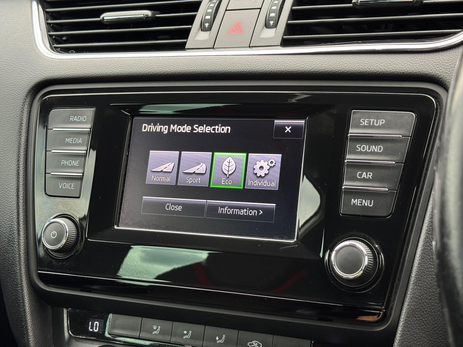 Used Skoda Octavia 2015 for sale - 76161124: Photo 35