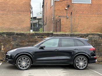 Used Porsche Cayenne 2016 for sale - 78214421: Photo