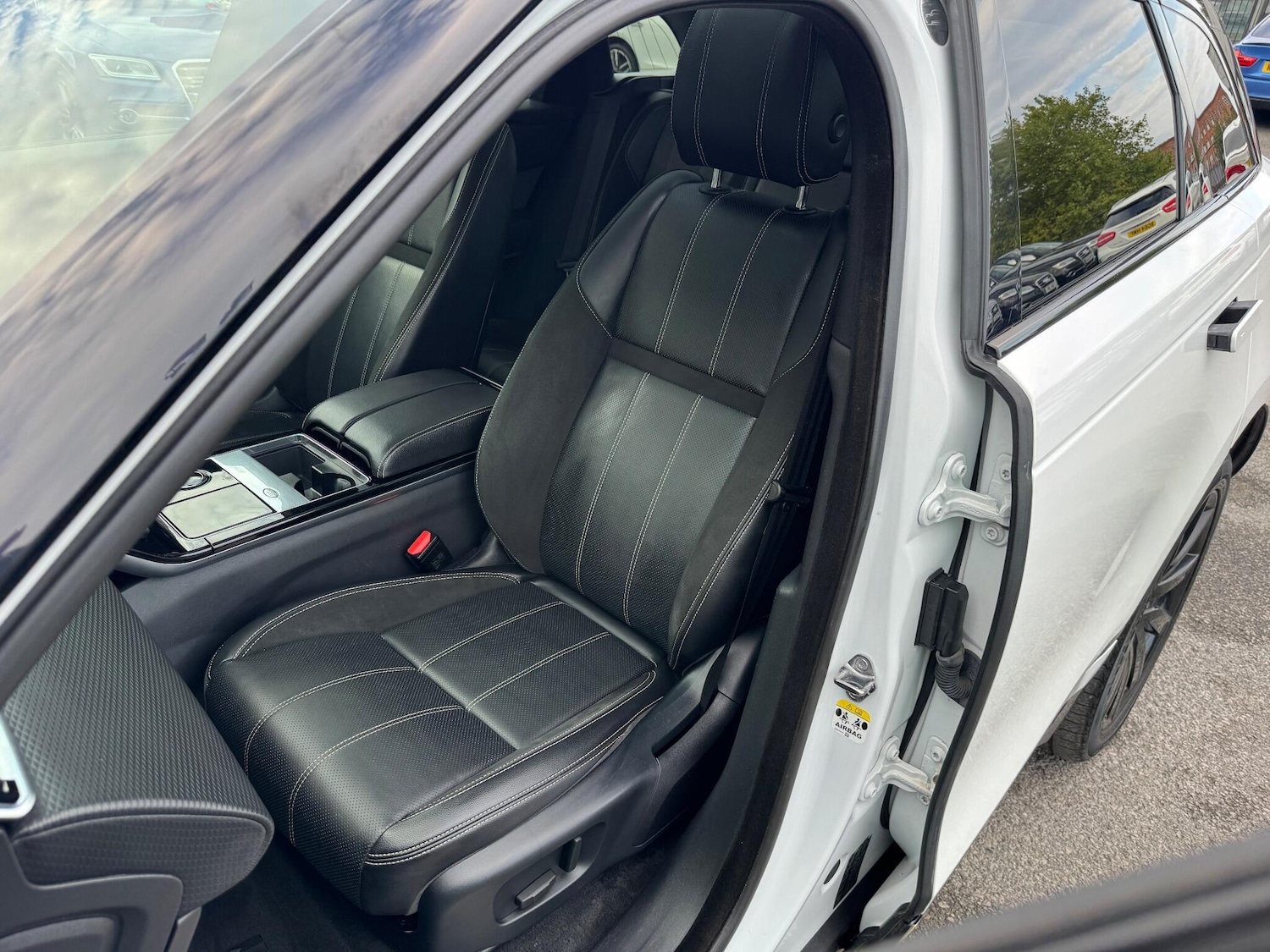 Used Land Rover Range Rover Velar 2020 for sale - 76161114: Photo 17