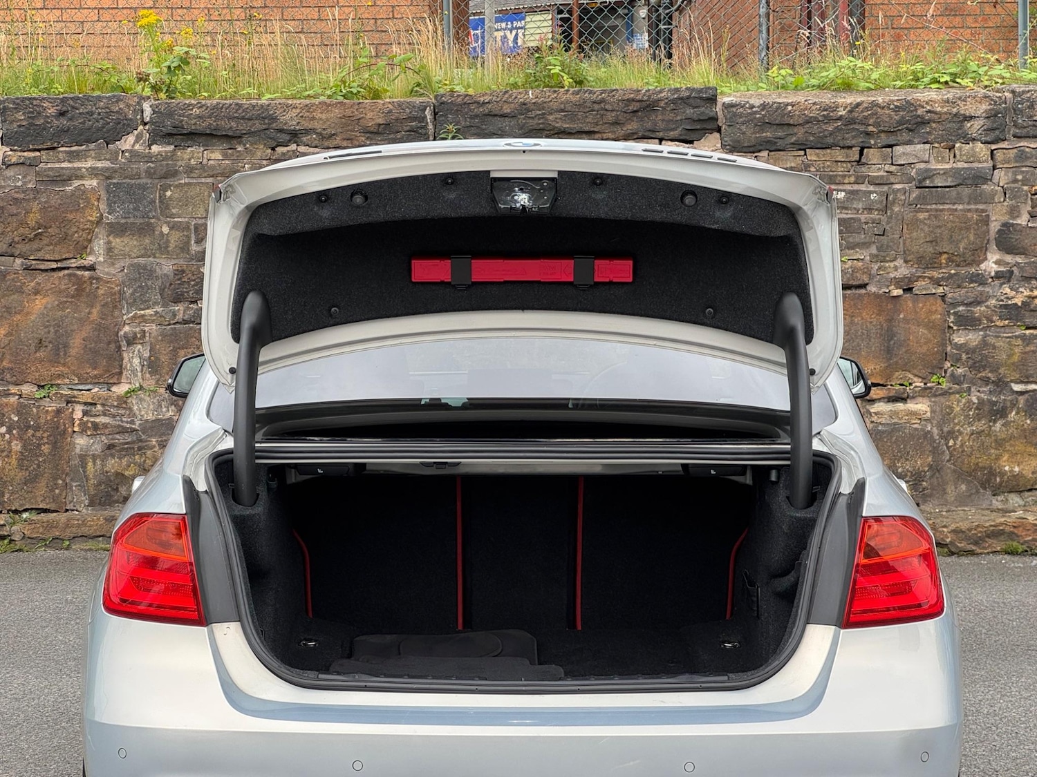 Used BMW 3 Series 2014 for sale - 76160994: Photo 21