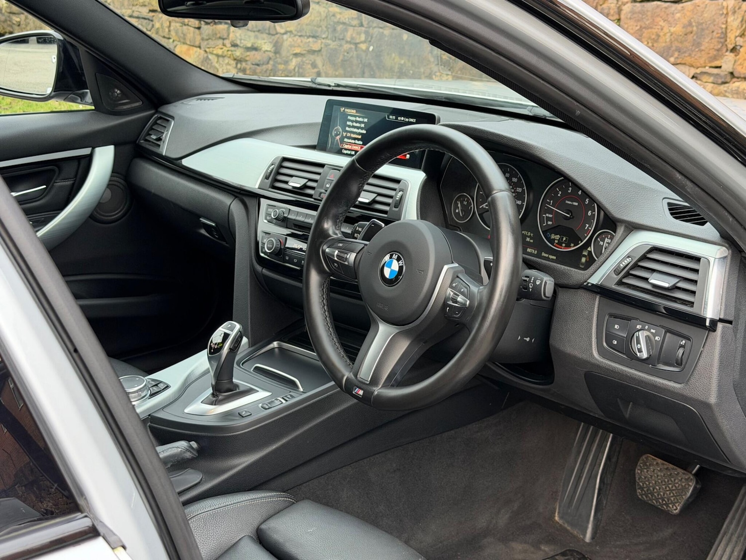 Used BMW 3 Series 2016 for sale - 77633811: Photo 12