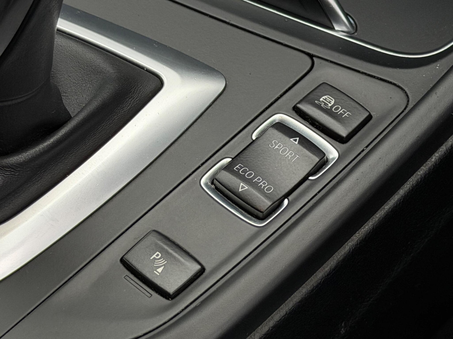 Used BMW 3 Series 2016 for sale - 77633811: Photo 42