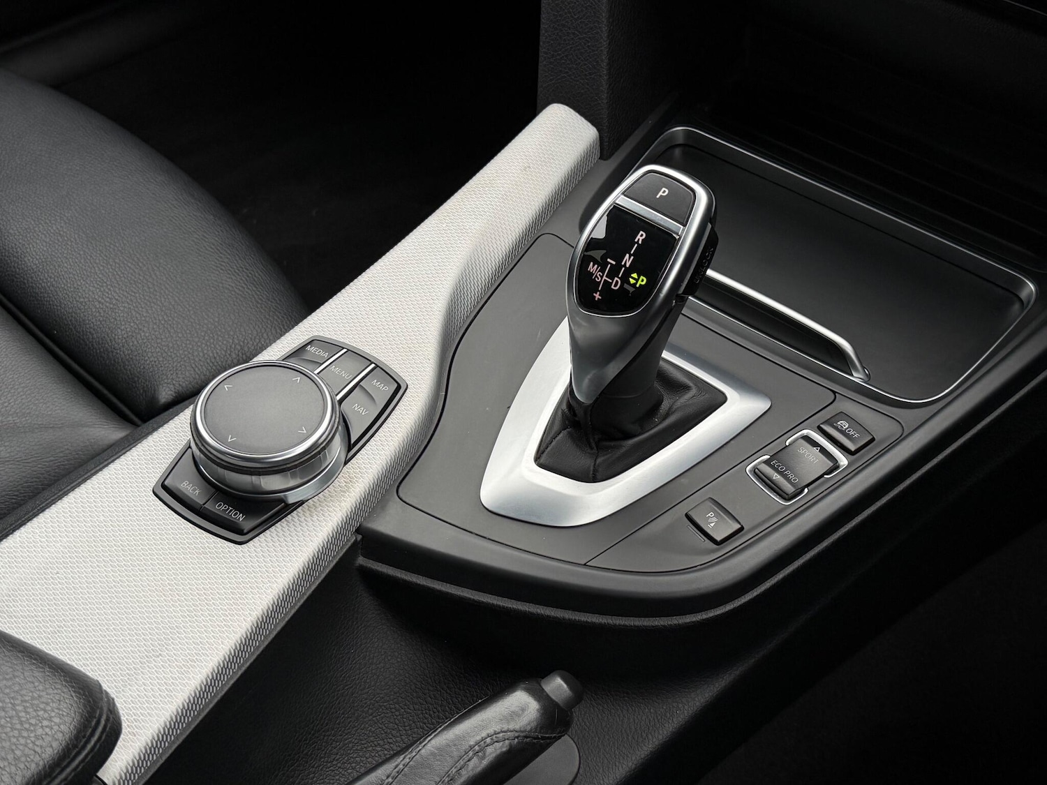 Used BMW 3 Series 2017 for sale - 76800828: Photo 42