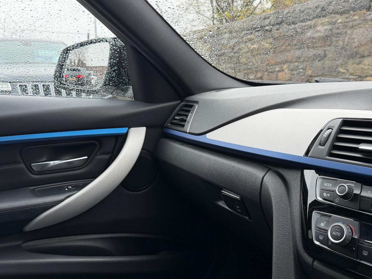 Used BMW 3 Series 2017 for sale - 76800828: Photo 52