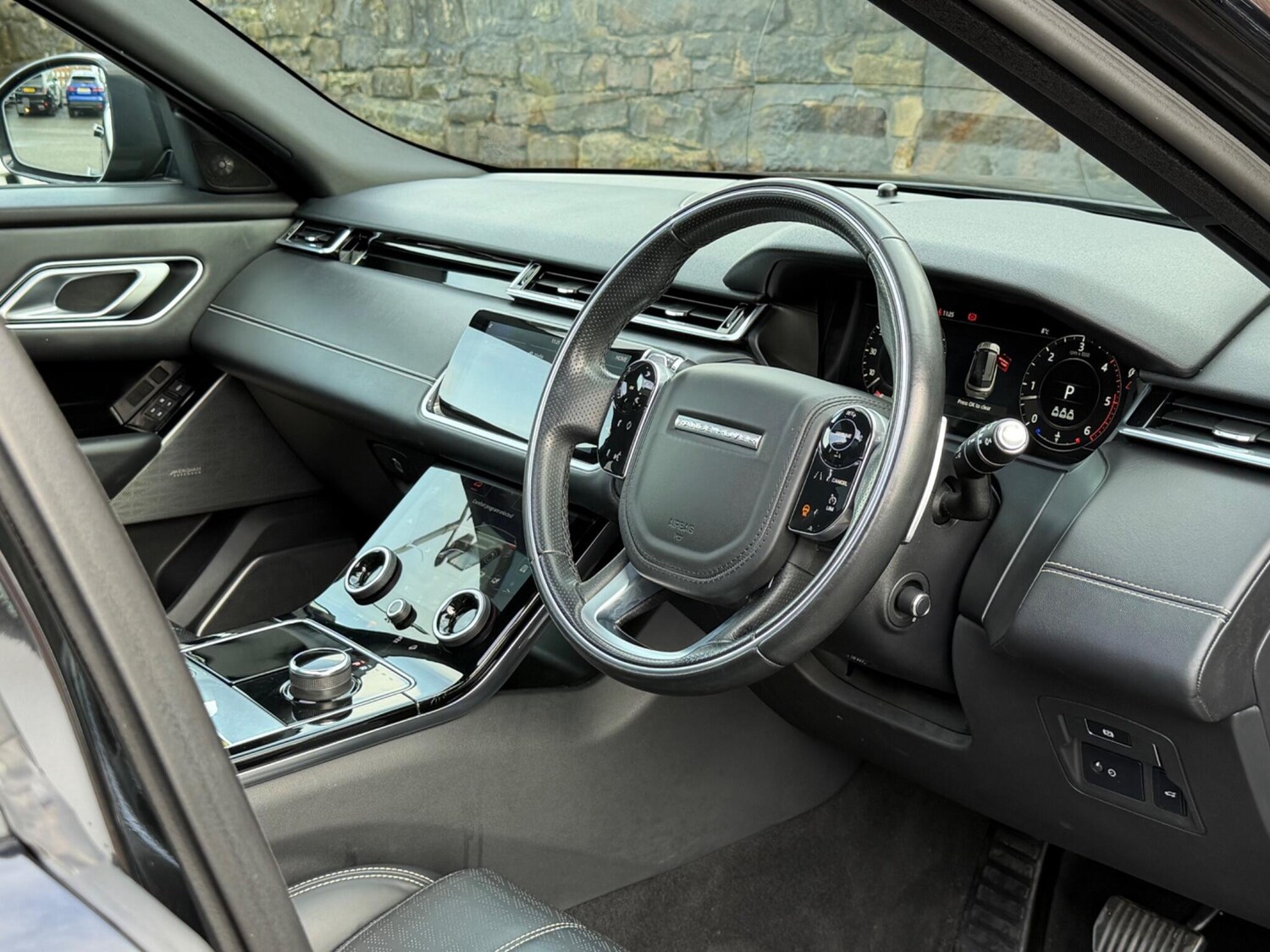 Used Land Rover Range Rover Velar 2019 for sale - 77626197: Photo 13