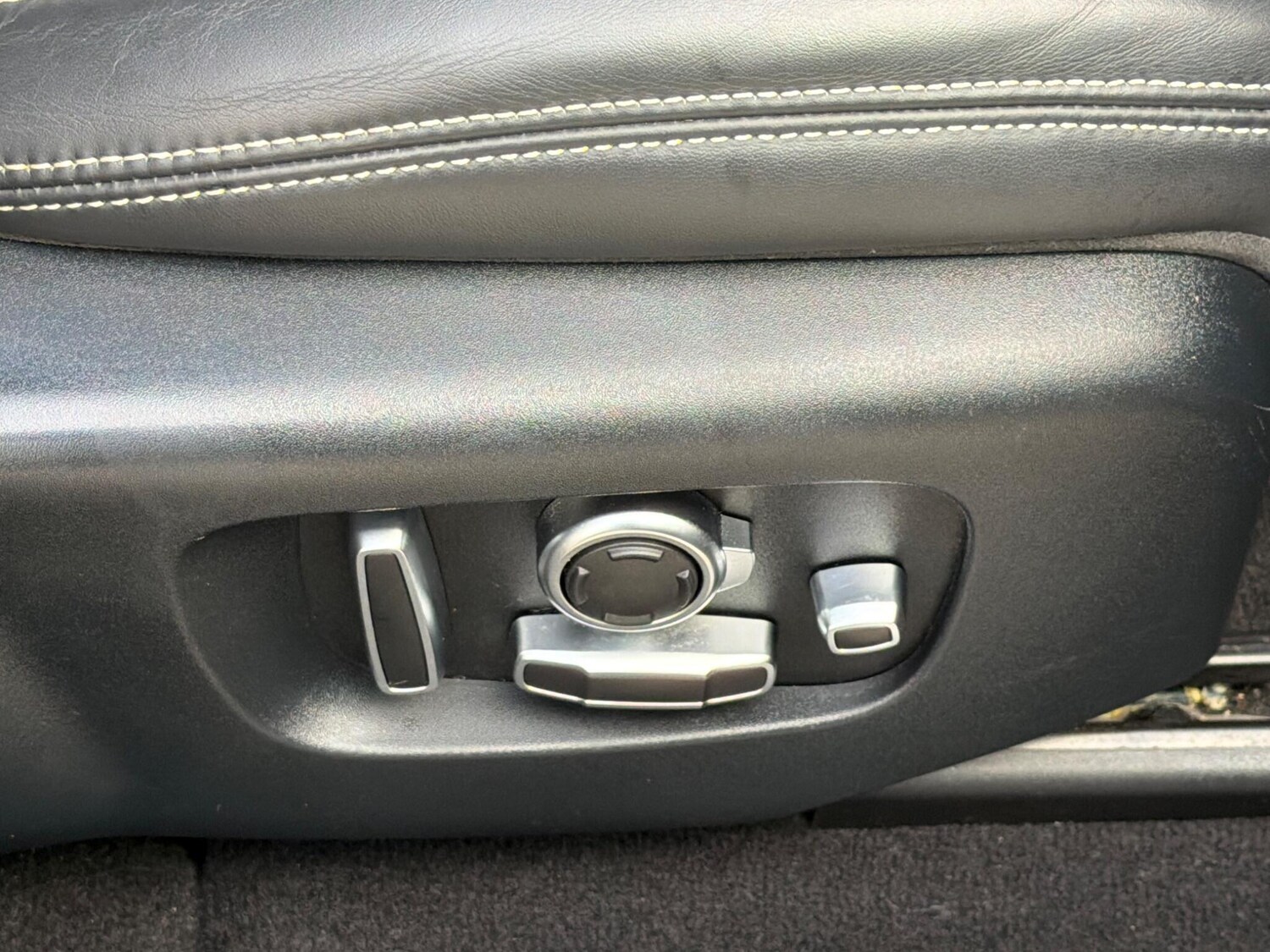 Used Land Rover Range Rover Velar 2019 for sale - 77626197: Photo 50